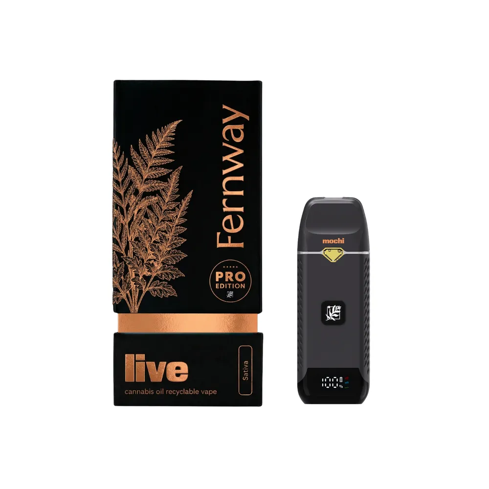 Mochi Live All-In-One Traveler PRO by Fernway, vape